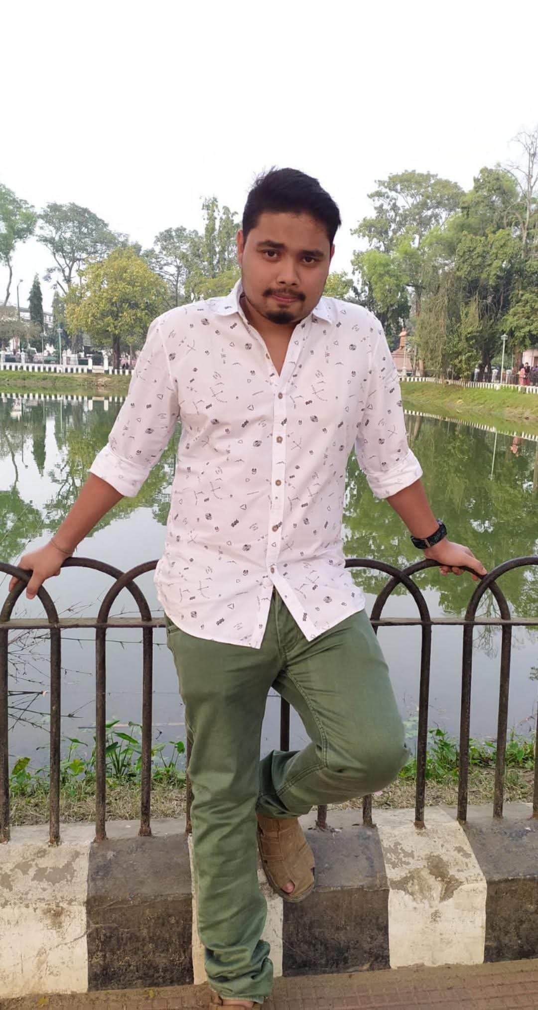 2nd aurhor, Raj Chakraborty